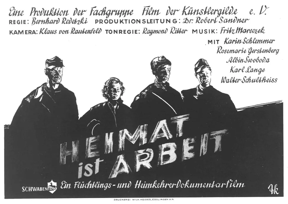 Das Bild zeigt das Plakat zum Film "Heimat ist Arbeit". Zu sehen ist eine Zeichnung von 4 Personen. Zusätzlich ist der Titel des Films sowie die beteiligten Personen aufgeführt.